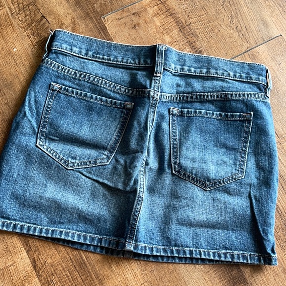 Old navy Jean skirt - Picture 3 of 3